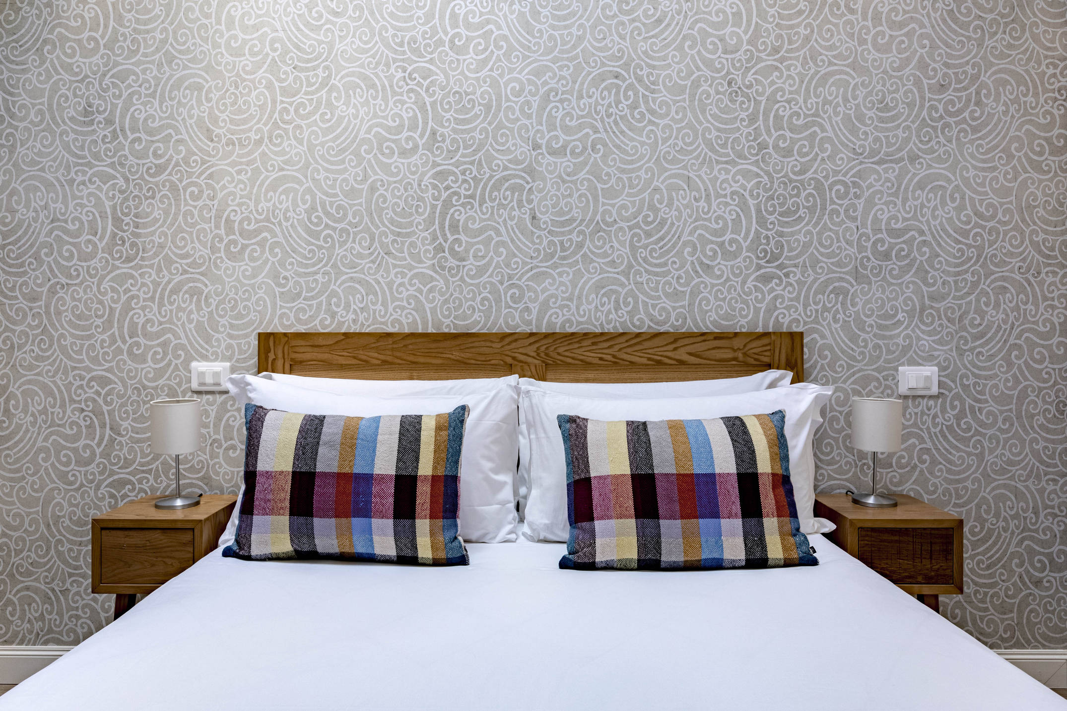 numa drift rooms & apartments